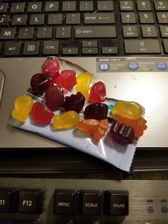 Opened A Pack Of Fruit Snacks That Normally Contains 5-9 Gummies And Found 15 This Time