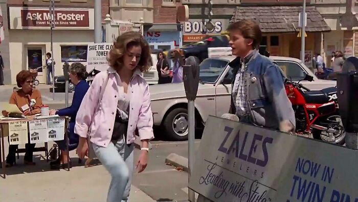 In Back To The Future (1985) We See A Dying City Center. Besides Boarded Up Stores There Is A Partially Shown Sign Suggesting That The Businesses (E.g. Zales Jewelers) Actually Migrate Towards The Mall