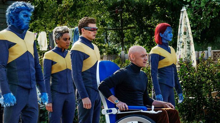 In Dark Phoenix (2019) Charles Xavier Made His Students Wear An "X" On Their Chests So That The Enemy Would Aim At Them Instead Of Him
