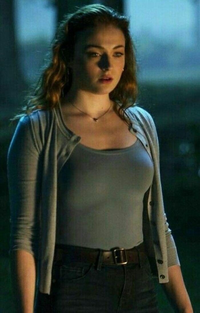 In Dark Phoenix (2019), Jean Grey Can Be Seen Wearing Grey, A Reference To The Fact That She Is Jean Grey