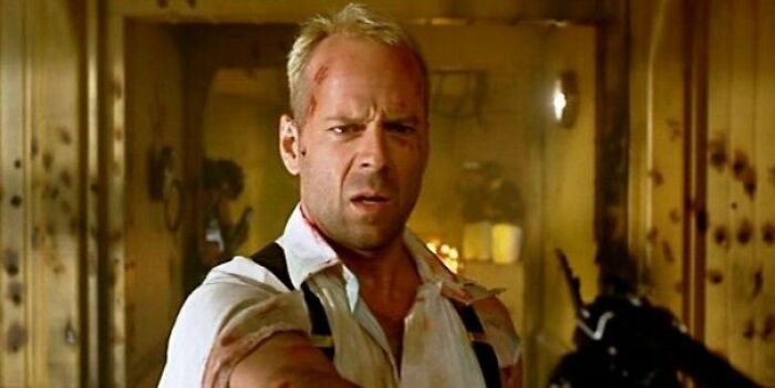 The Fifth Element (1997) Has Absolutely Nothing To Do With Boron