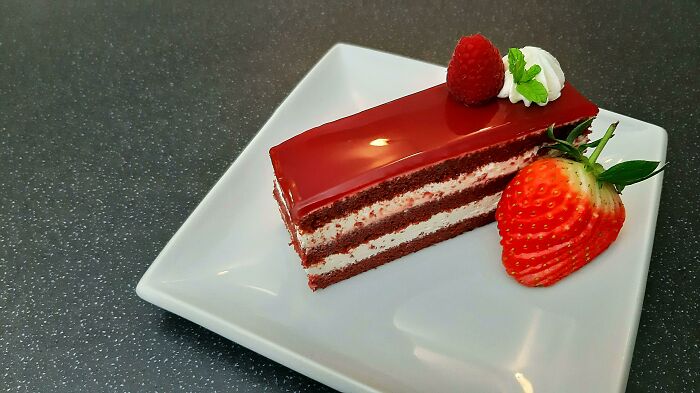 Red Velvet Cake With Mirror Glaze