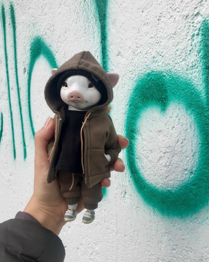 Russian Artist Makes Clay Dolls That Are Cute And Fashionable