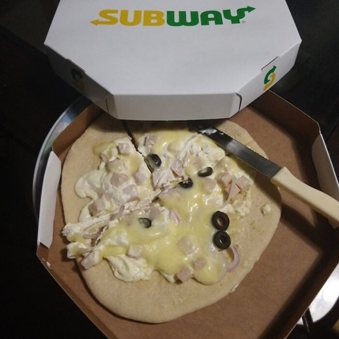 Pizza de un Subway en Brasil