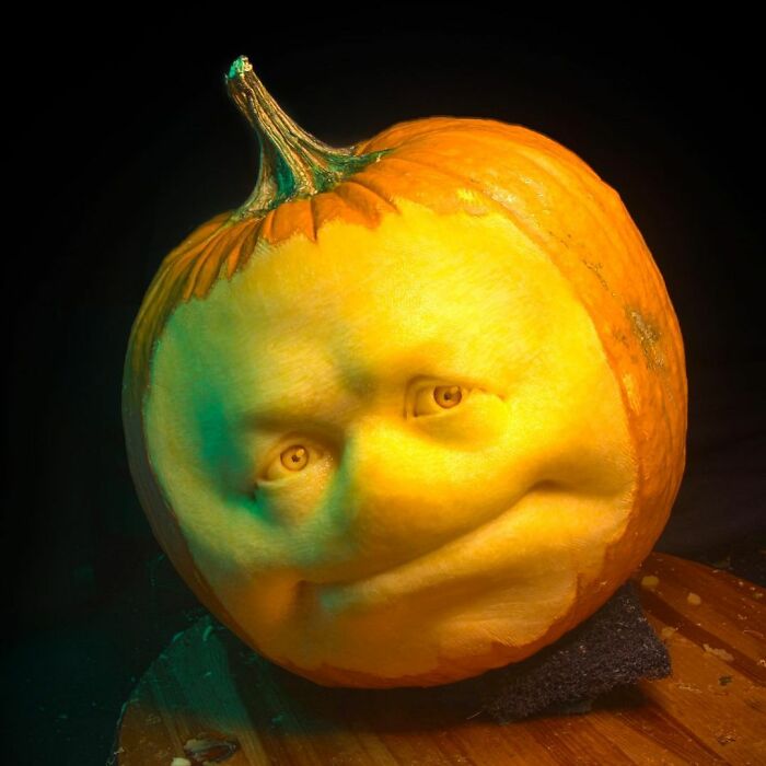 Deane Arnold Brings Pumpkins To Life!