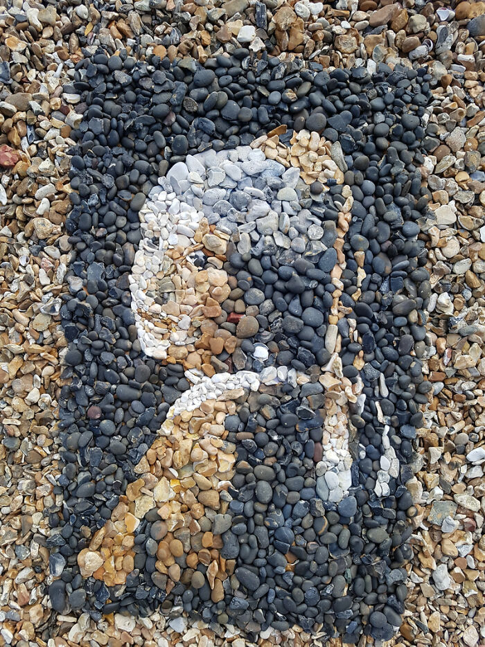 Justin Bateman's Pebble Mosaics