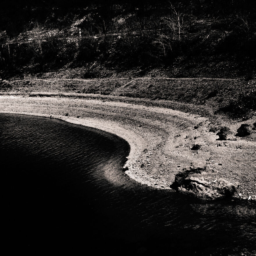 I Explored The Amazing Fiastra Lake In Italy And Came With Something Quite Different From Anything Else
