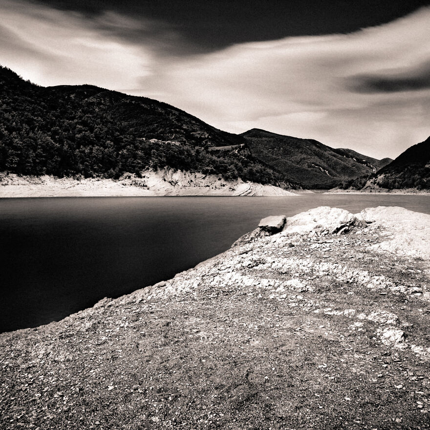I Explored The Amazing Fiastra Lake In Italy And Came With Something Quite Different From Anything Else