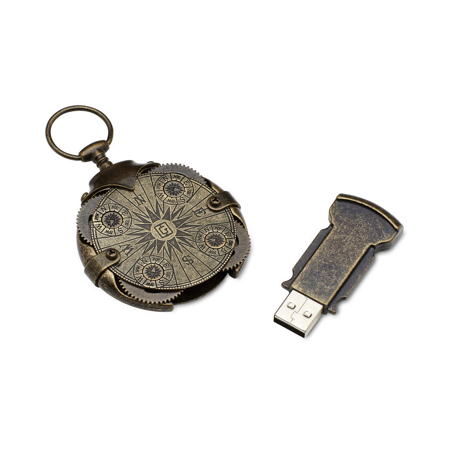 The Distinct Compass And Cryptex Lock USB Drives The Distinct Compass And Cryptex Lock USB Drives