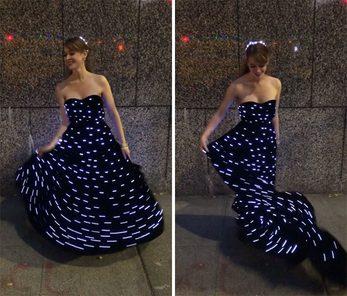 Hice un vestido de terciopelo, con luces LED que lo hacen parecer un cielo nocturno (diseño propio)