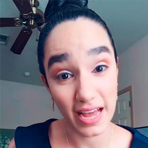 Someone Asked “What Is One Habit Or Action That You Started Doing That Completely Changed Your Life?” And This Mom Claims That For Her, It Is Speaking Her Children’s Love Language