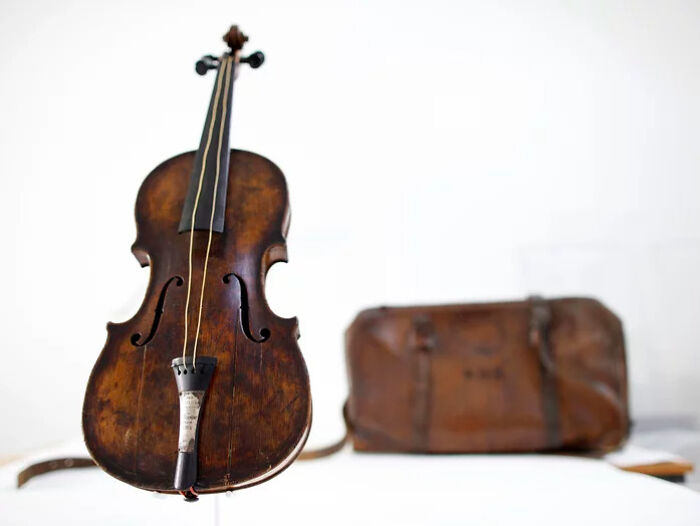 The Hartley Violin
