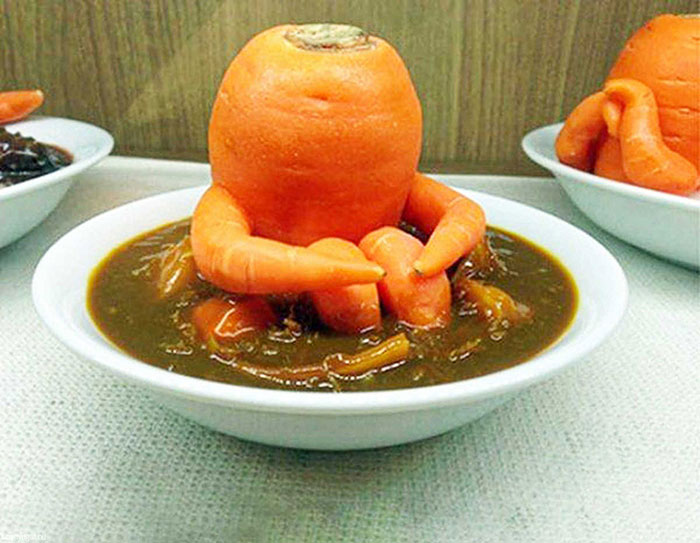 Después de revolcarse en sus emociones, esta zanahoria emo llega a la conclusión de que la raíz de los problemas del mundo es que no toda la gente parece una zanahoria