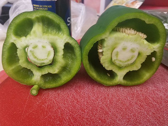 I Sliced Open This Green Pepper To Reveal A Smiley Face On Both Halves