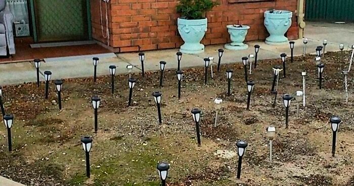 30 Of The Most Bizarre Things Seen In People’s Gardens And Yards, As Shared On This Instagram Account For Ugly Gardens