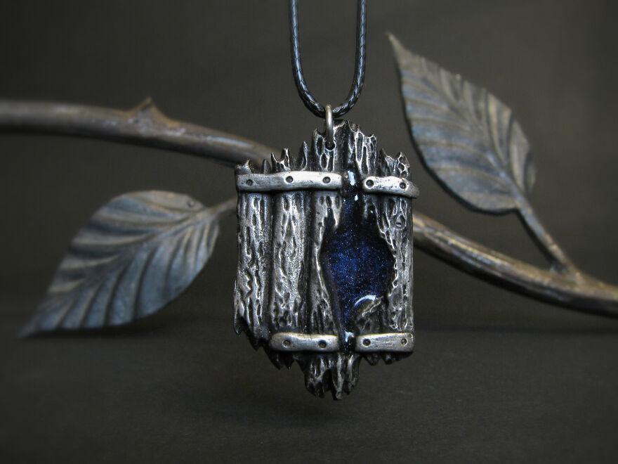 Two Clinical Psychologists Create Sombre But Kind Pewter Jewellery (36 Photo)