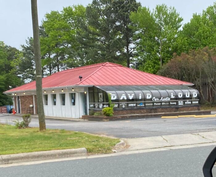 I Met My Wife At This Now Former Pizza Hut 17 Years Ago In Raleigh, NC