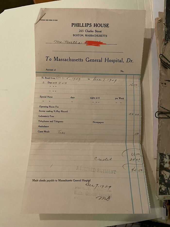 La factura del hospital del nacimiento de mi abuelo alrededor de 1929