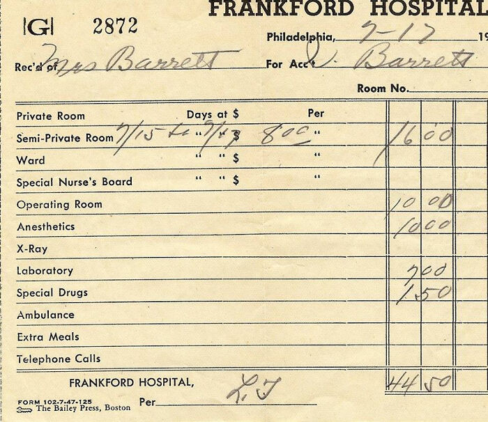 Factura de hospital de 1948...