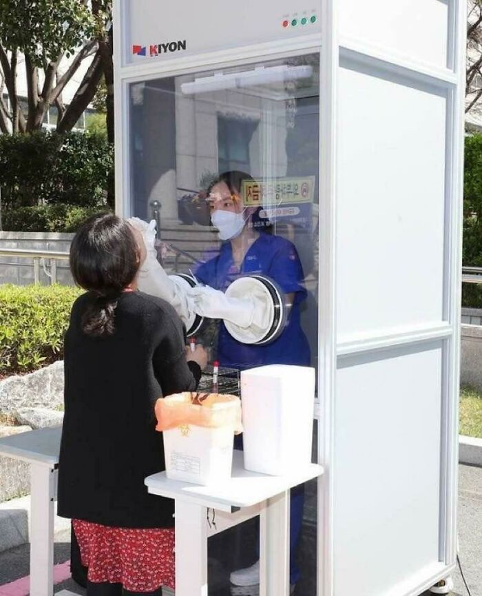 South Korea Now Has Walk-Through Covid-19 Test Booths