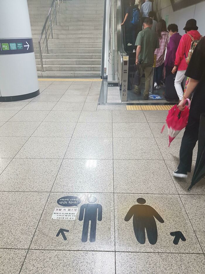 Bueno, esa es una forma de animar a la gente a usar las escaleras