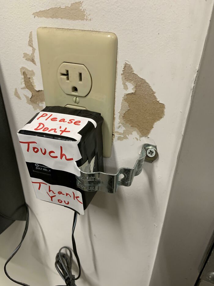 Management’s Way Of Securing A Loose And Broken Power Brick