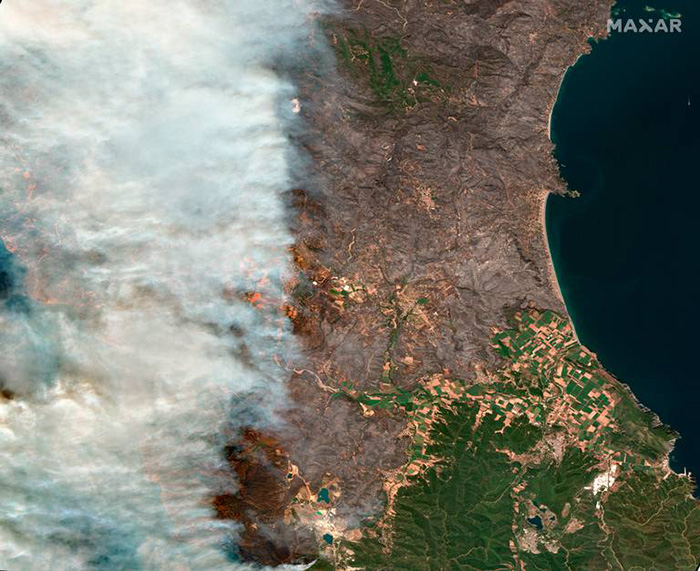 13 Momentos sin precedentes de los terribles incendios en la isla de Evia, Grecia