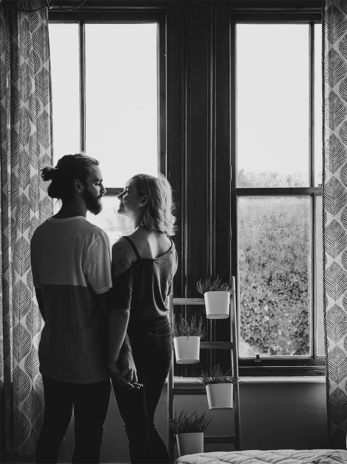 30 Couples Share Things They Realized Only After Moving In Together