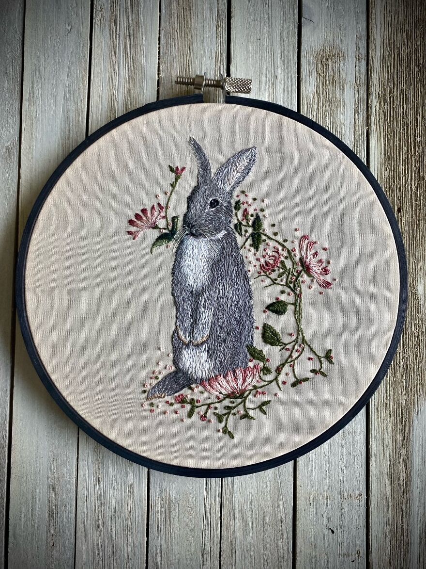 I Spent Hundreds Of Hours Embroidering These Animals///