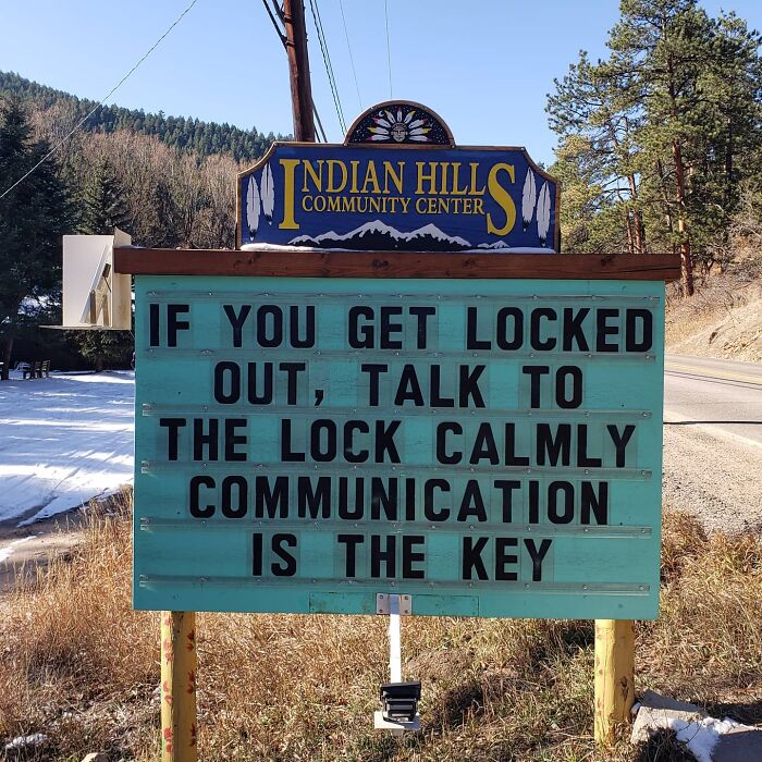 Someone In Colorado Is Putting The Funniest Signs, And The Puns Are  Priceless (70 New Pics)