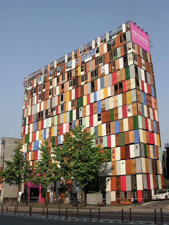 El edificio de las "1.000 puertas" en Corea del Sur