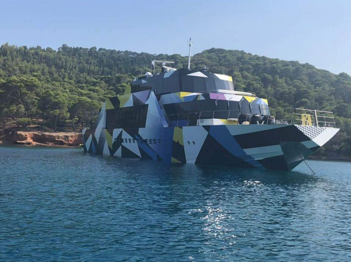 This Boat Looks Like A GPU Rendering Error