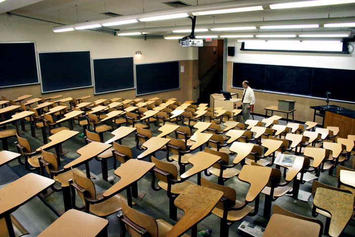 Student Gets Sweet Revenge On His Lazy Professor After He Unfairly Fails Half The Class