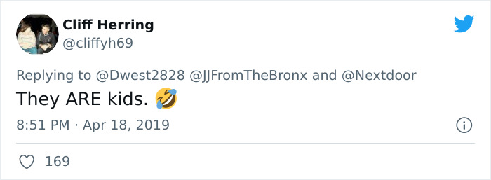 Entitled Couple Wants Neighbors To Cook For Them And Do Their Housework Because They Are Having A Baby, Get Slammed On Twitter