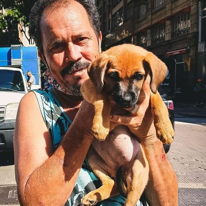 Account On Instagram Shows The Friendship Between Brazilian Homeless People And Their Dogs (183 Pics)