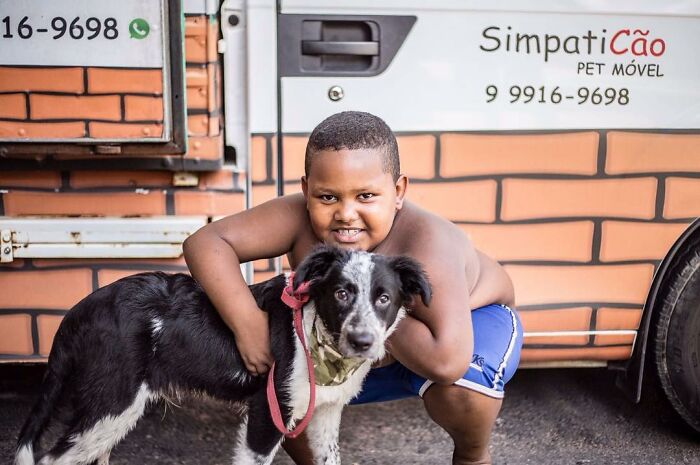 Account On Instagram Shows The Friendship Between Brazilian Homeless People And Their Dogs (183 Pics)