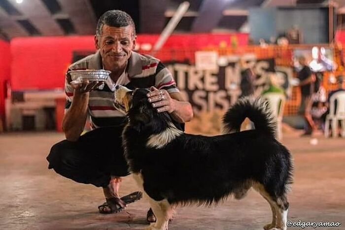 Account On Instagram Shows The Friendship Between Brazilian Homeless People And Their Dogs (183 Pics)