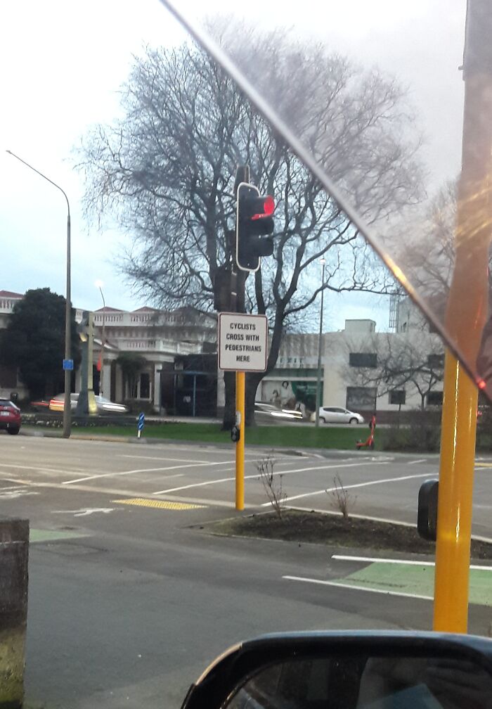 A Sign That Made Me Laugh, Trying To Encourage Crossness