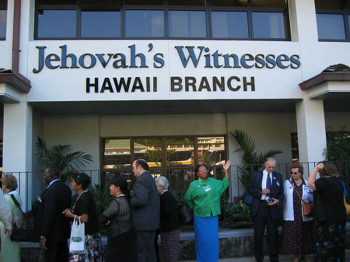 People In This Online Group Name 30 Brands And Organizations That Not Everyone Recognizes Are A Cult