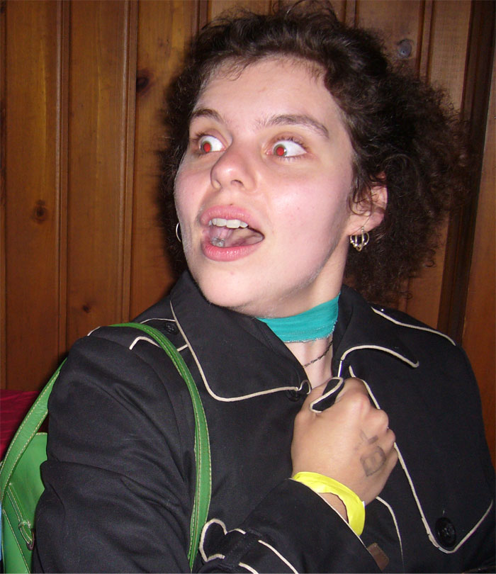 30 Of The Funniest And Weirdest Compliments Folks In This Online Group Got