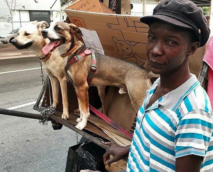 Account On Instagram Shows The Friendship Between Brazilian Homeless People And Their Dogs (183 Pics)
