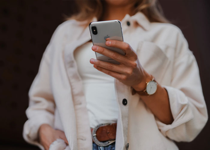 29 Of The Weirdest And Wildest Things Seen By Food Delivery Drivers On The Job