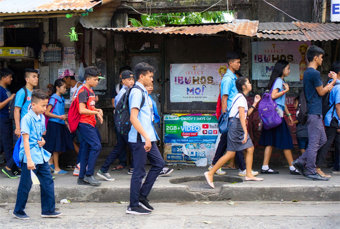 30 Of The Funniest And Weirdest Compliments Folks In This Online Group Got