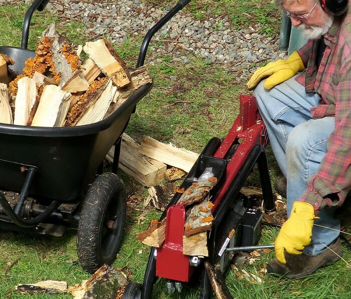 A Person In This Online Group Was Curious To Know What Others Do To Escape Reality, Here Are 30 Of The Best Answers