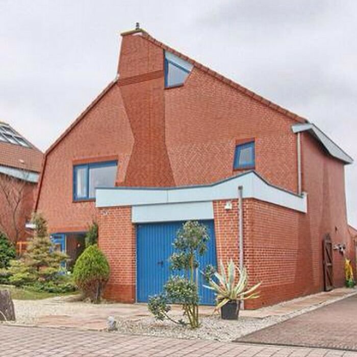 This House Seems To Be Screaming And We Can All See Why