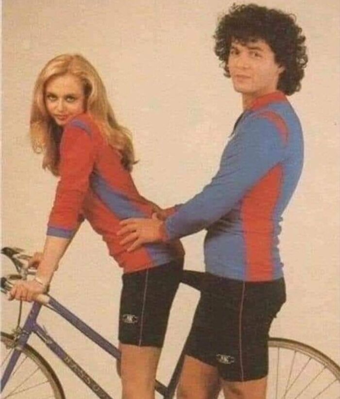 Modelling Cycling Clothes
