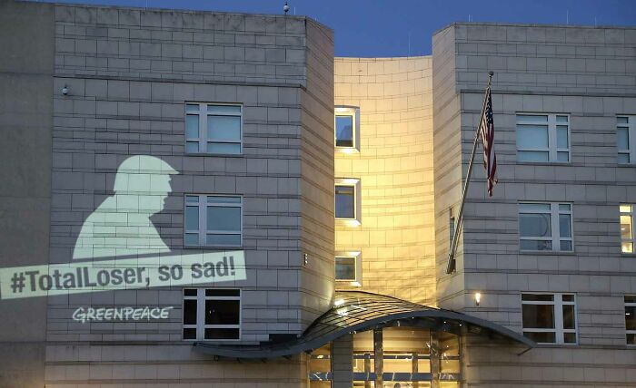 Us Embassy In Berlin Today