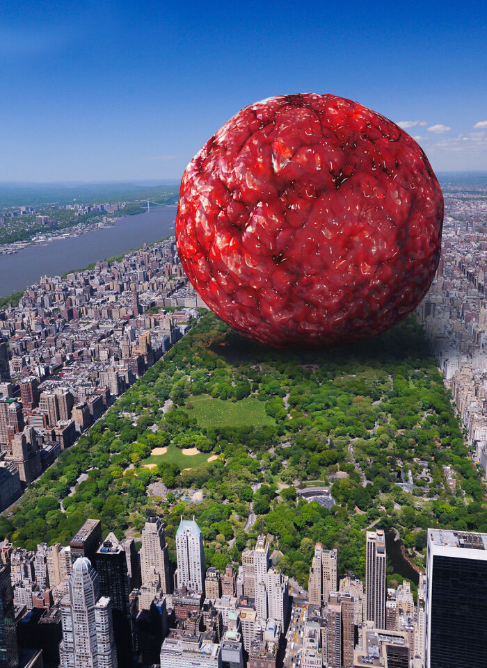 If You Blended All 7.88 Billion People On Earth Into A Fine Goo (Density Of A Human = 985 Kg/M3, Average Human Body Mass = 62 Kg), You Would End Up With A Sphere Of Human Goo Just Under 1 Km Wide. I Made A Visualization Of How That Would Look Like In The Middle Of Central Park In NYC