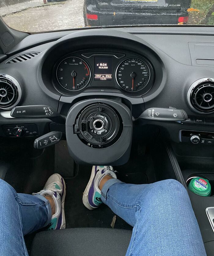 Thieves Stole My Steering Wheel, Now I Can Only Drive Straight