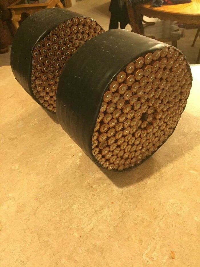 DIY Dumbbell Made Of Old Battery’s Crafted In Jail